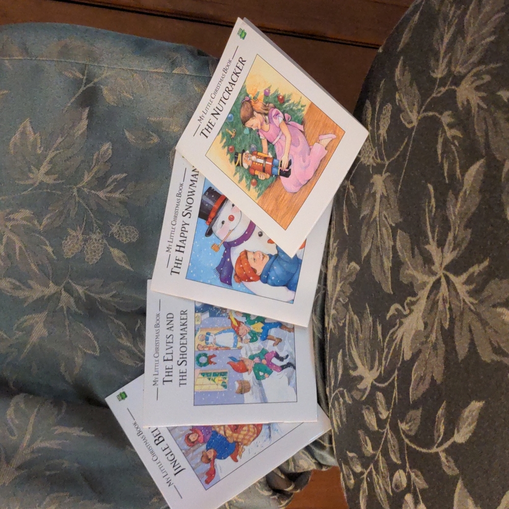 Set of 4 Leapfrog Mini Holiday Themed Books